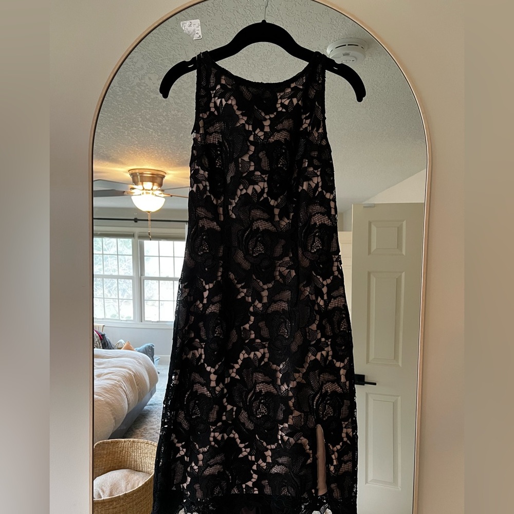 BB Dakota Black lace overlay sheath cocktail dress size 0